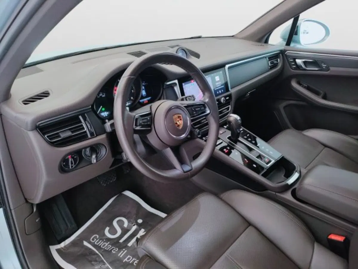 Porsche Macan usata a Teramo (17)