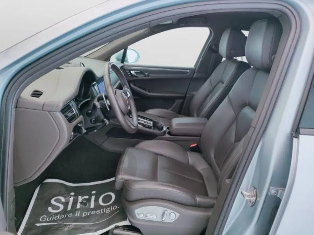Porsche Macan usata a Teramo (18)