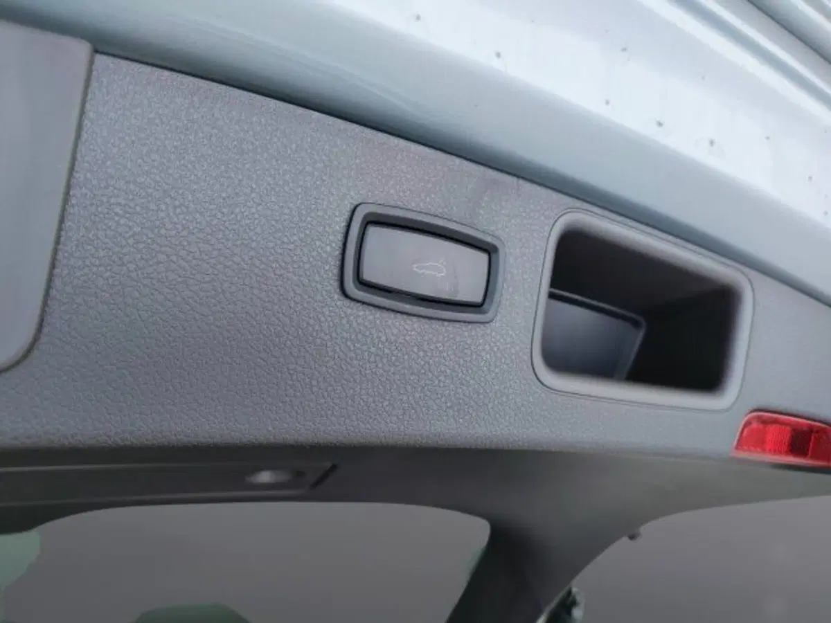 Porsche Macan usata a Teramo (9)