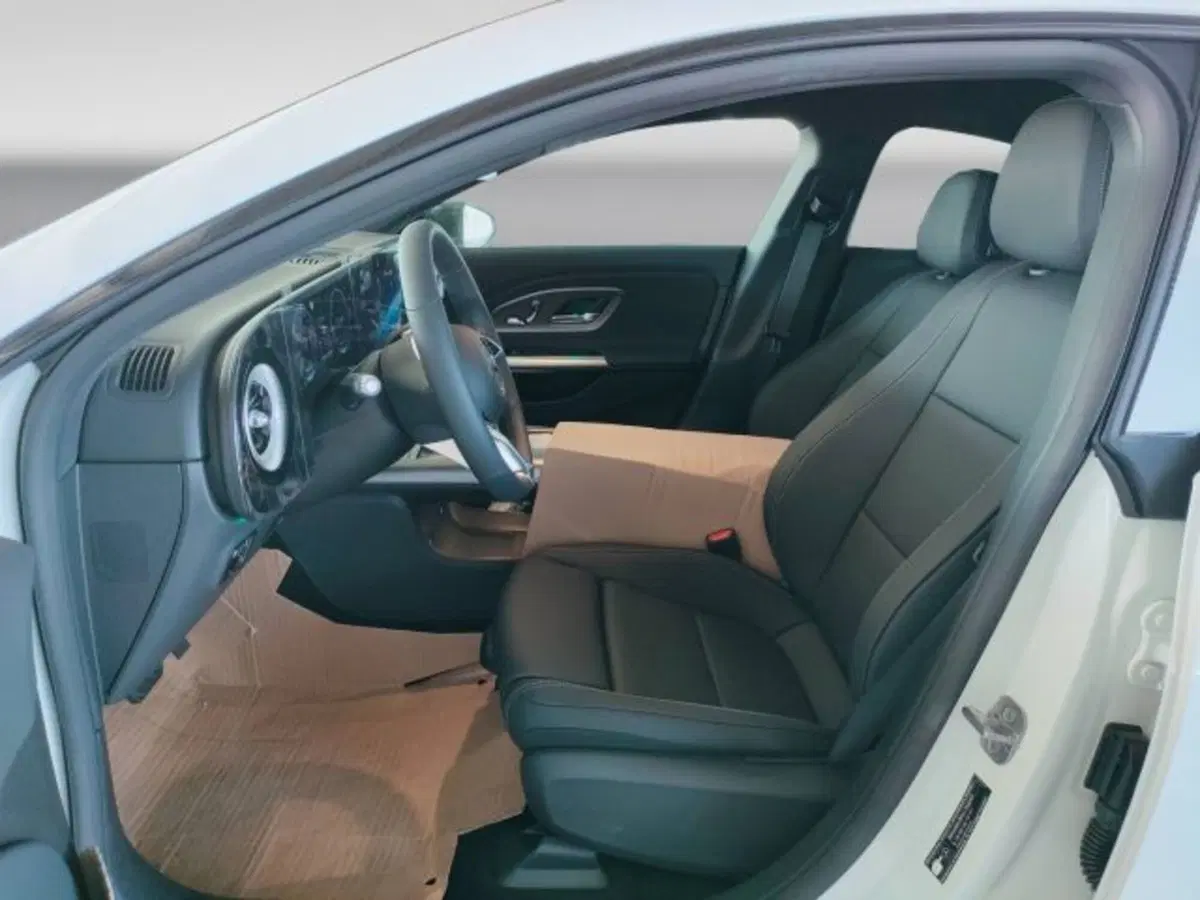 Mercedes-Benz CLA nuova a Teramo (9)