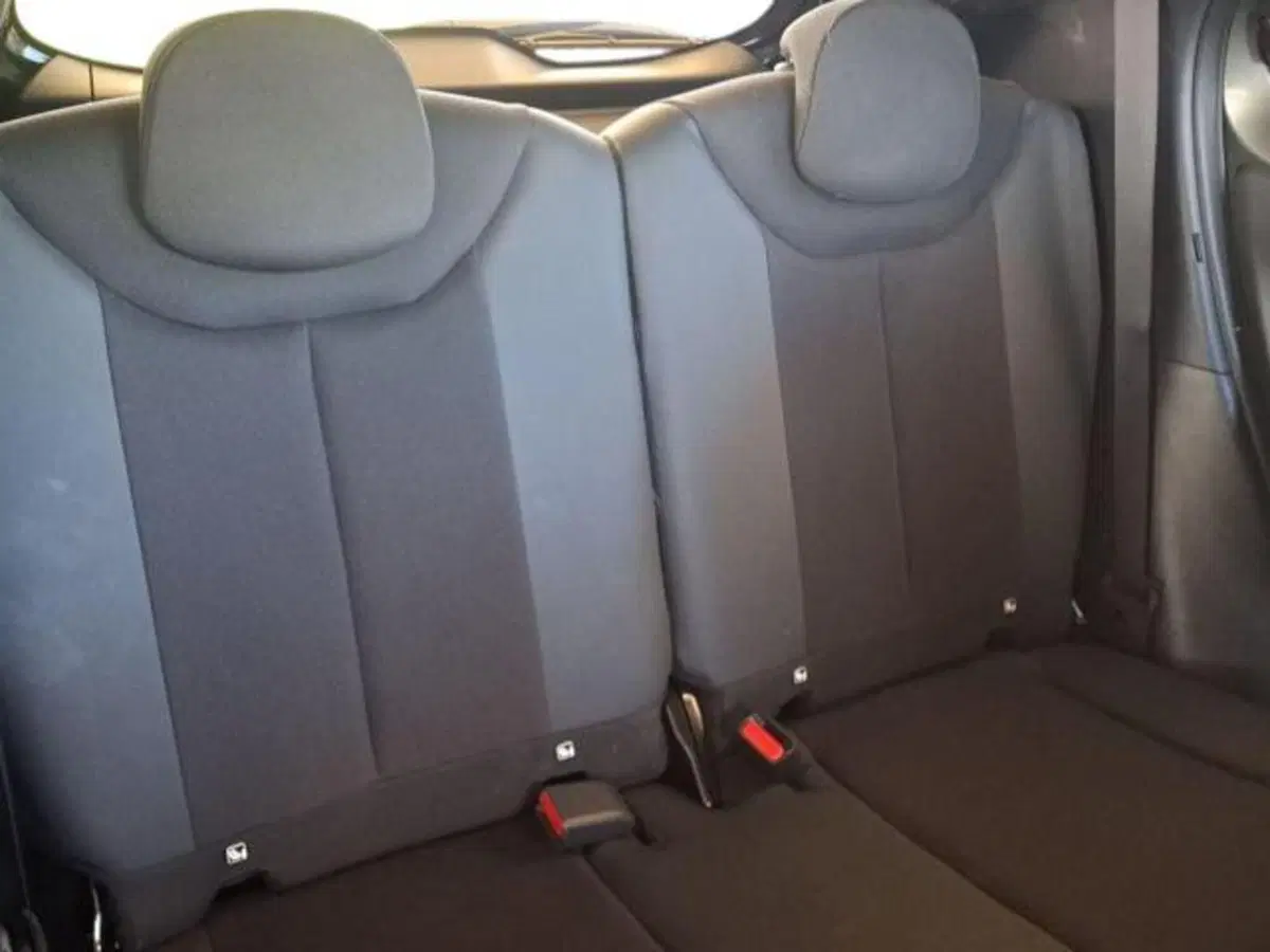 Toyota Aygo X usata a Roma (11)