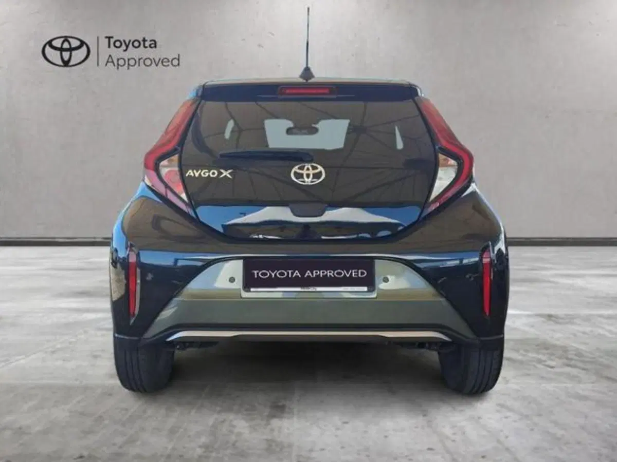 Toyota Aygo X usata a Roma (12)