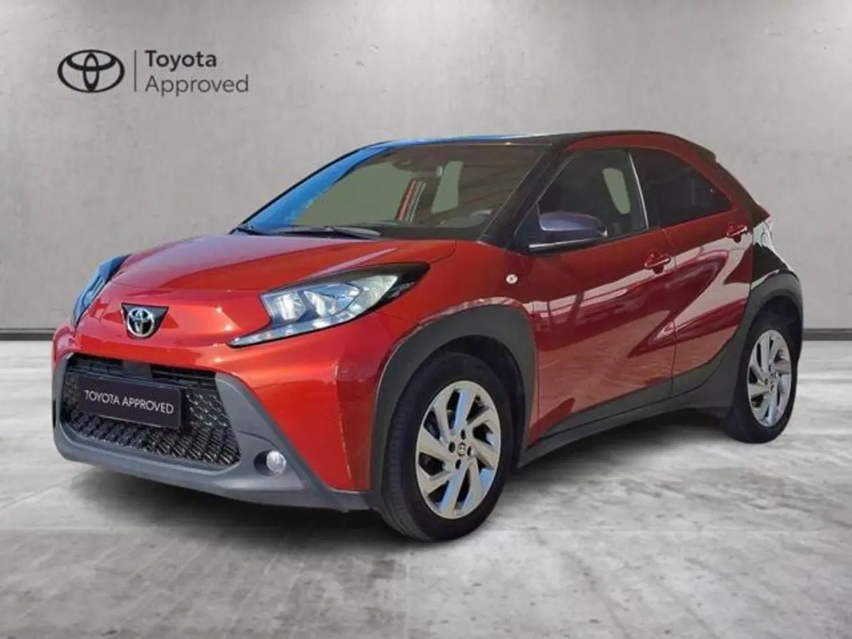 Toyota Aygo X usata a Roma