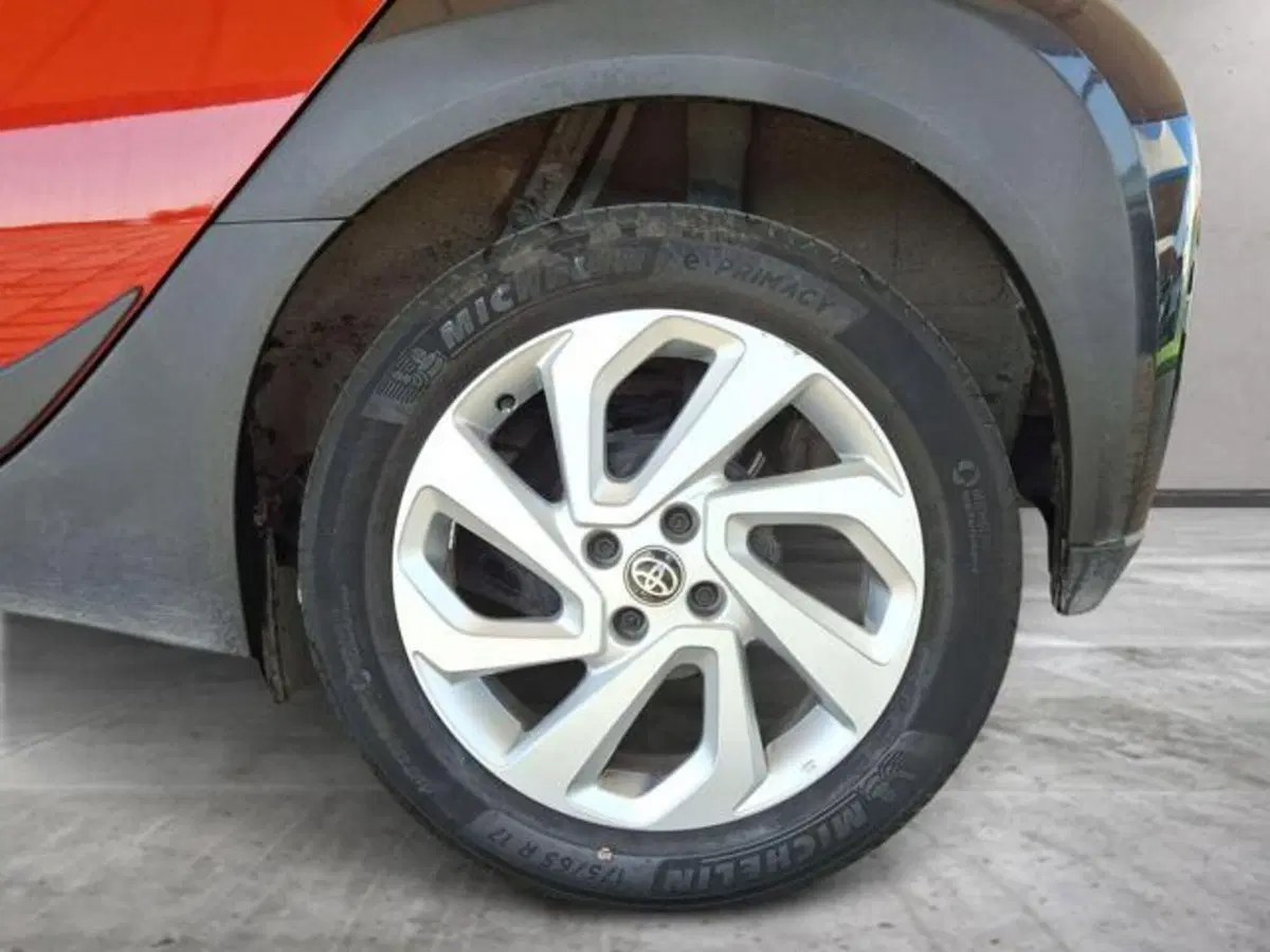 Toyota Aygo X usata a Roma (14)