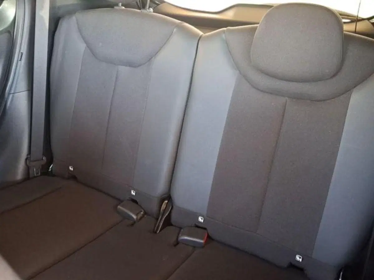 Toyota Aygo X usata a Roma (11)