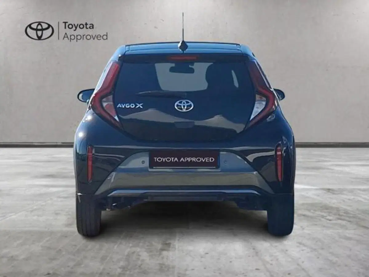 Toyota Aygo X usata a Roma (12)