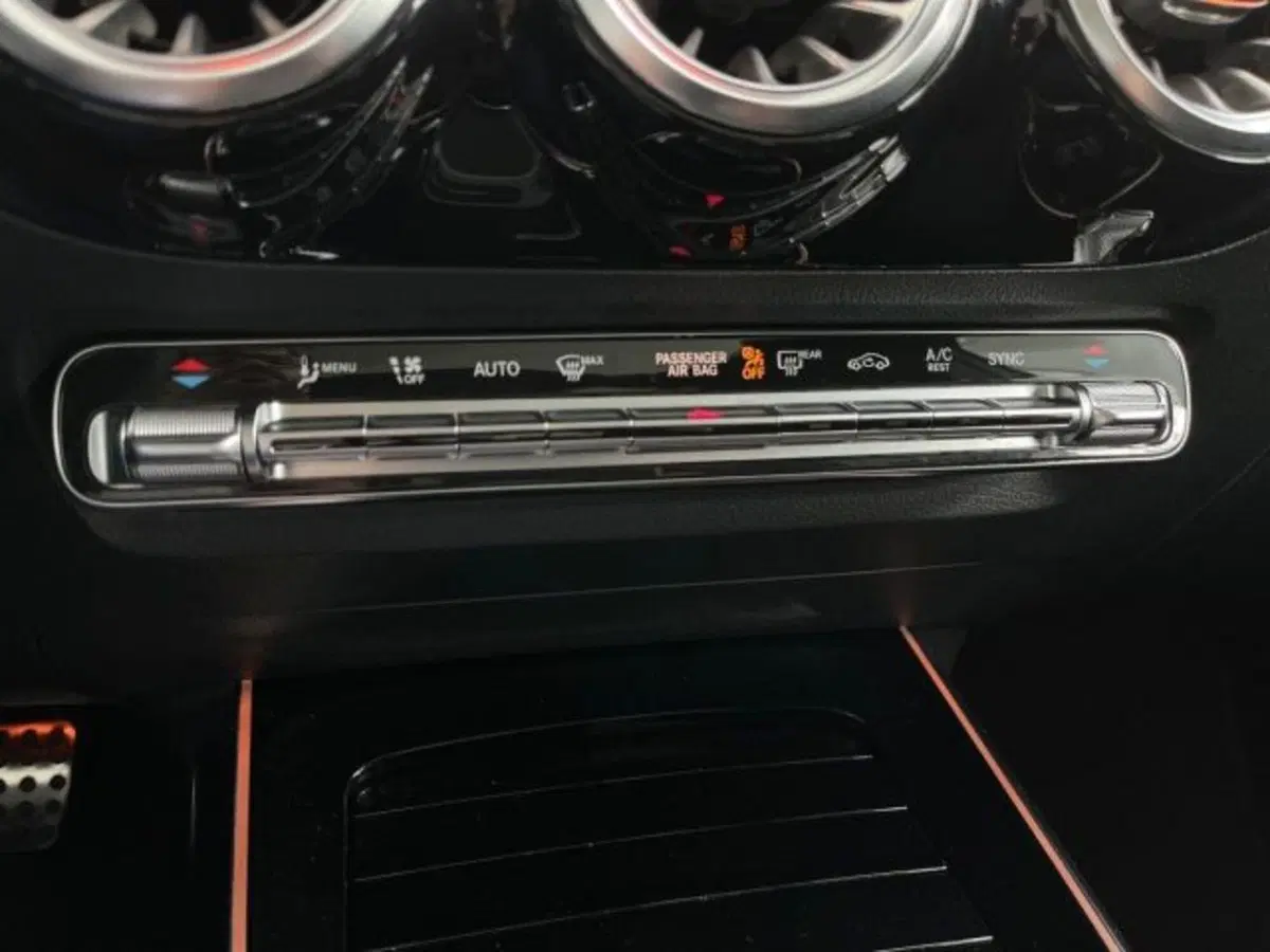 Mercedes-Benz GLA SUV usata a Verona (14)