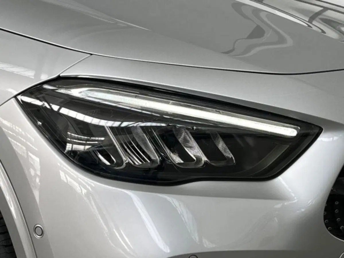 Mercedes-Benz GLA SUV usata a Verona (17)