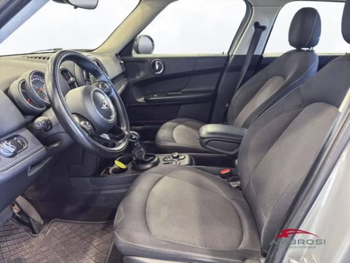 MINI Mini Countryman usata a Perugia (10)