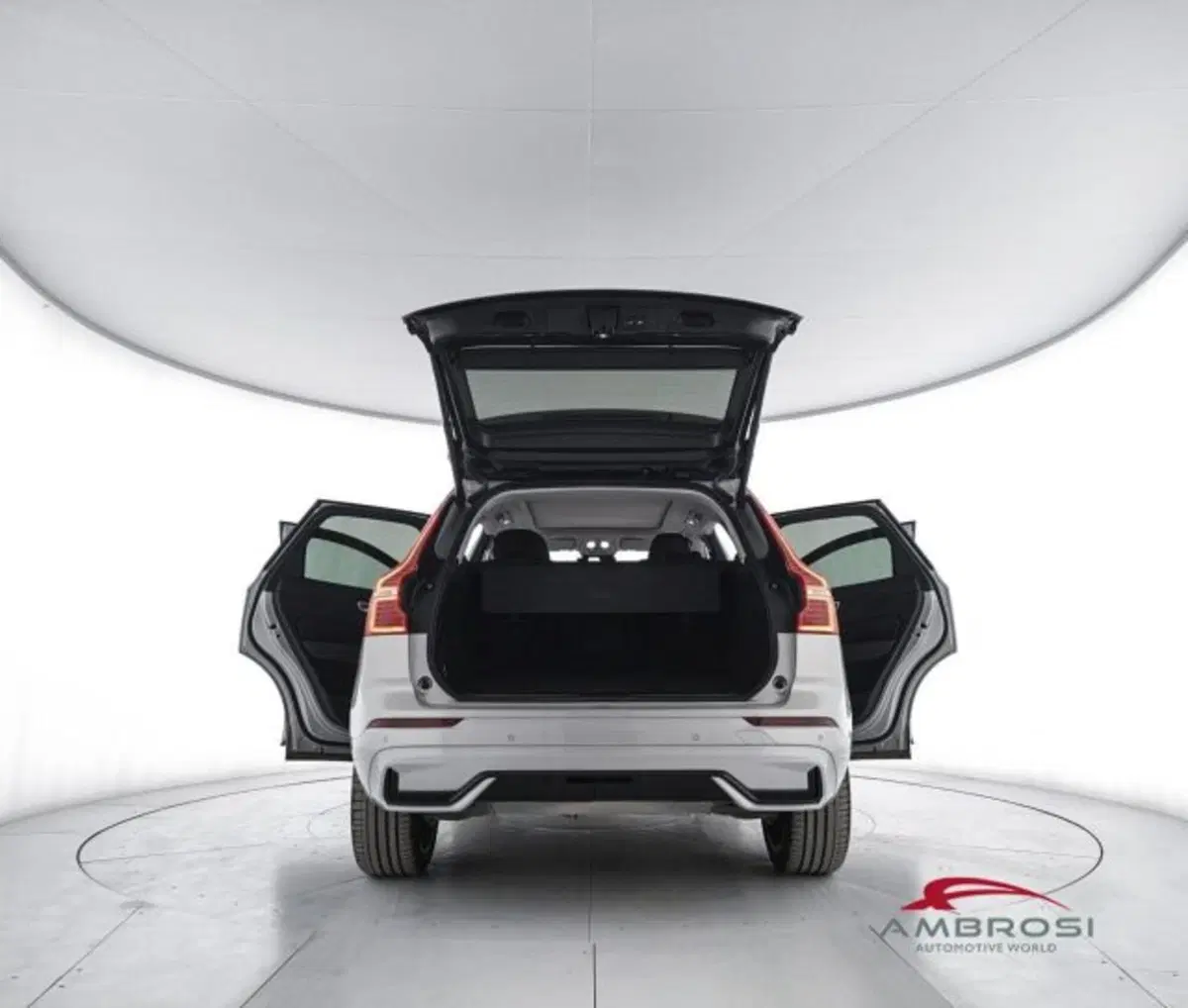 Volvo XC60 usata a Perugia (7)