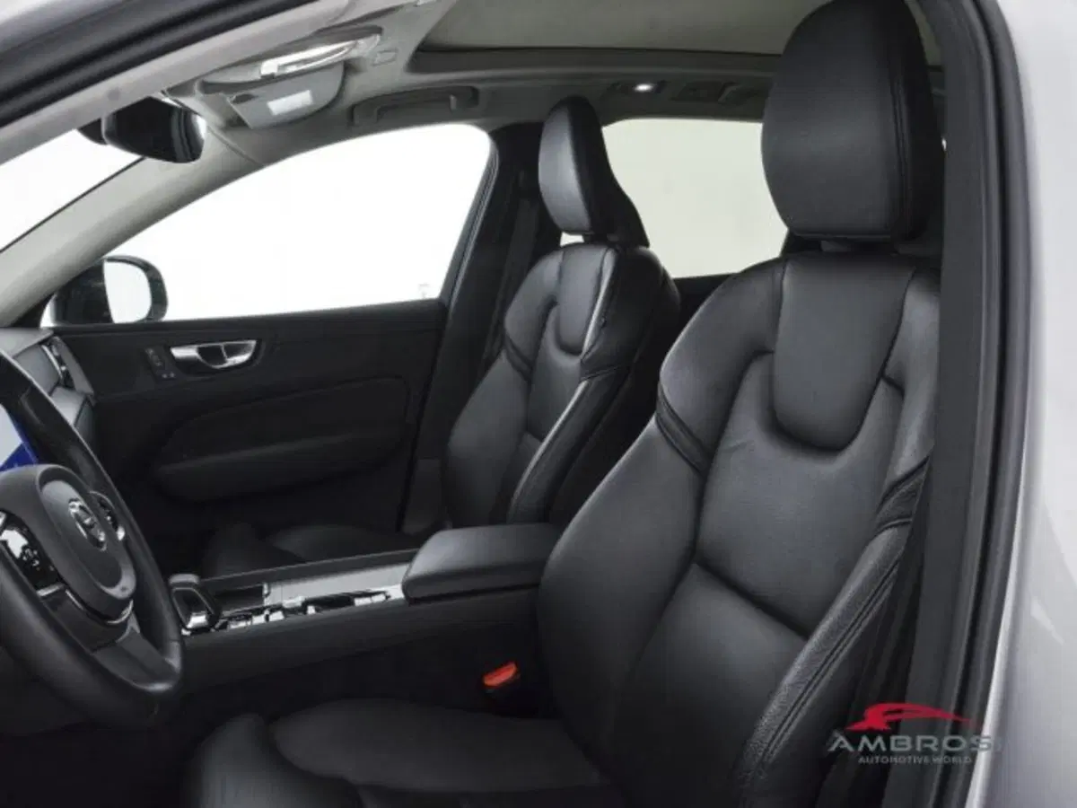 Volvo XC60 usata a Perugia (9)