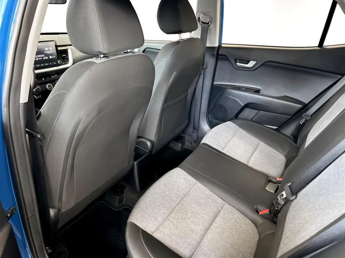 Kia Stonic usata a Piacenza (10)