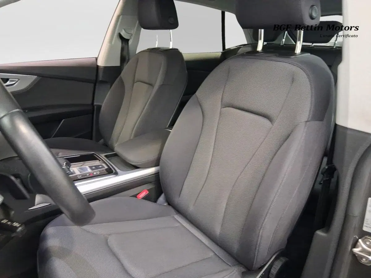 Audi Q8 usata a Padova (13)