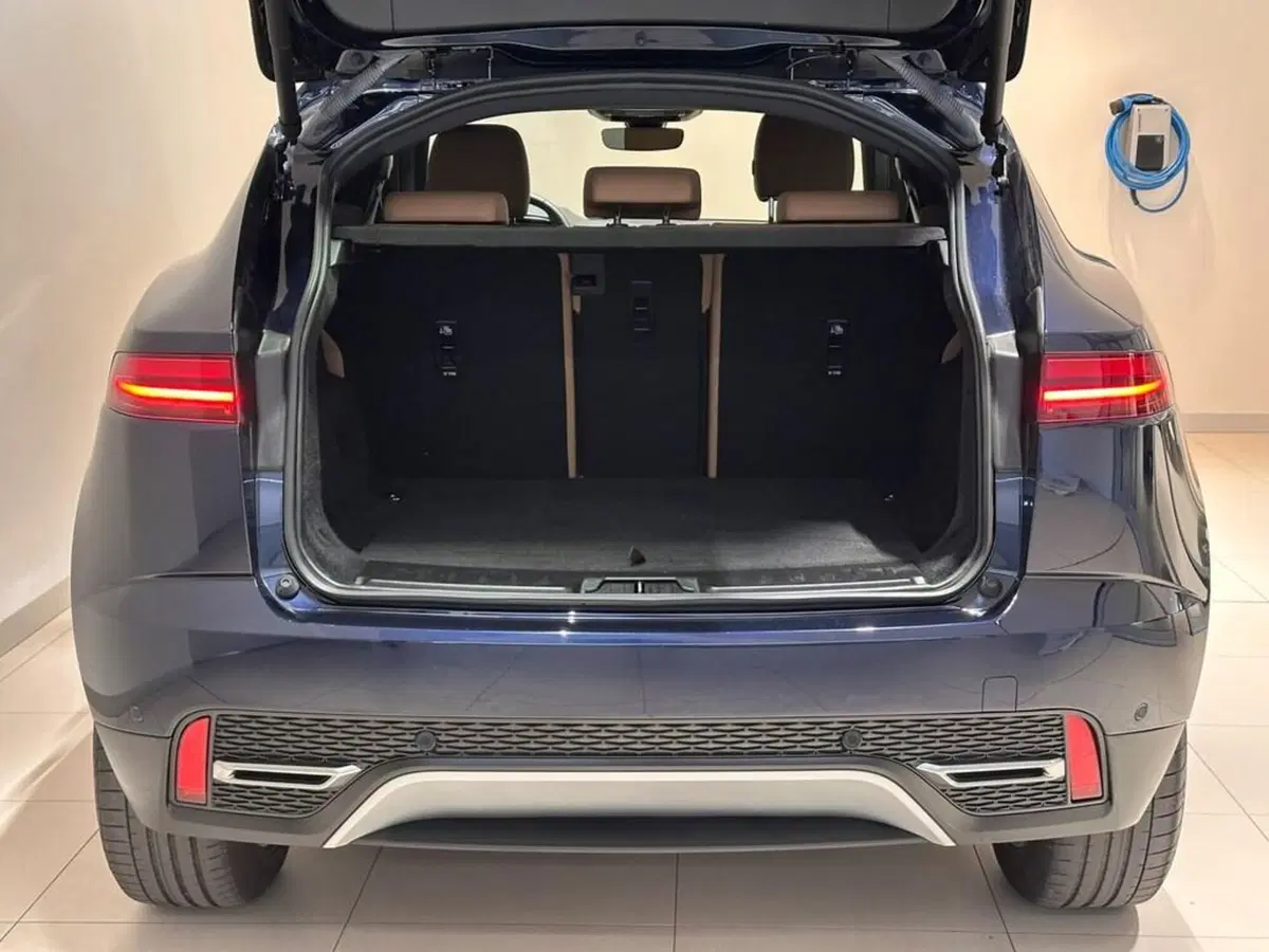 Jaguar E-Pace usata a Varese (14)