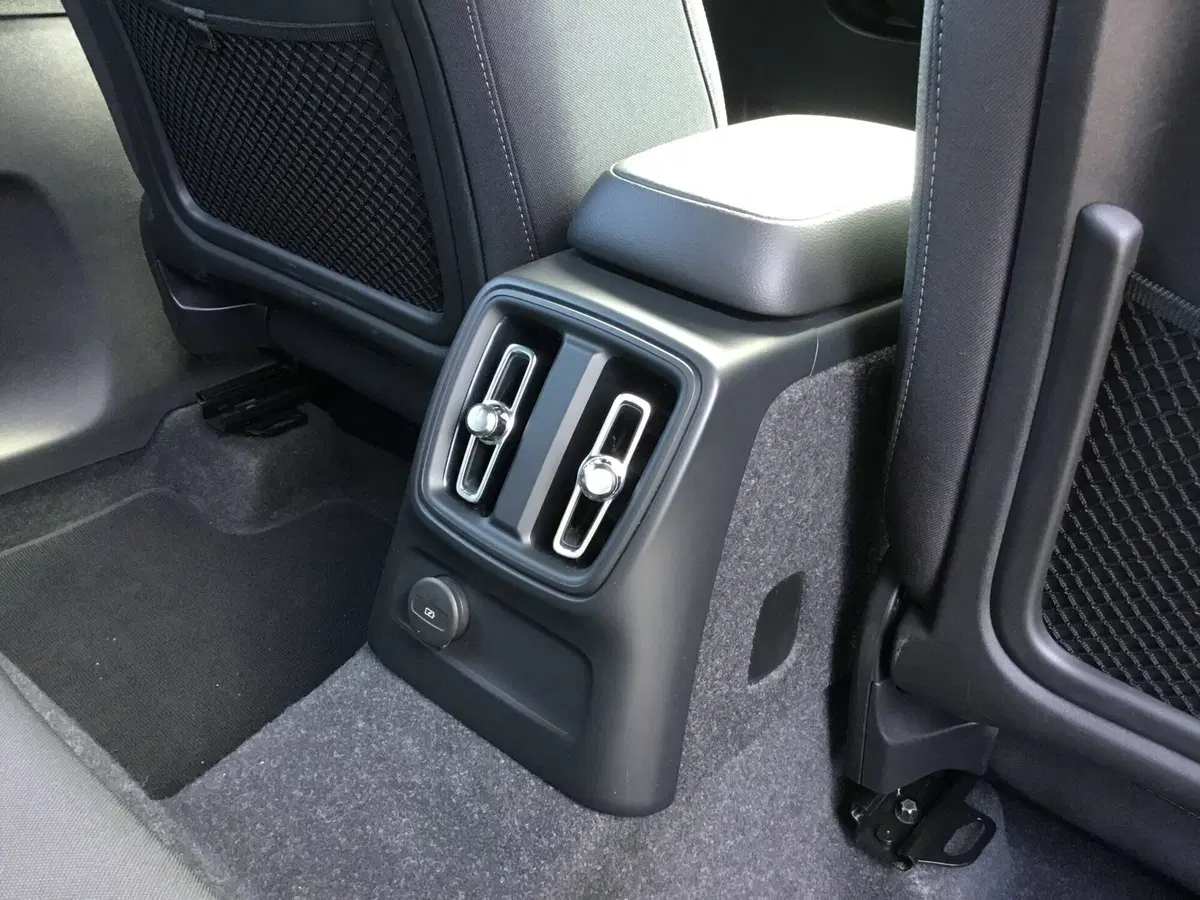 Volvo XC40 usata a Napoli (19)
