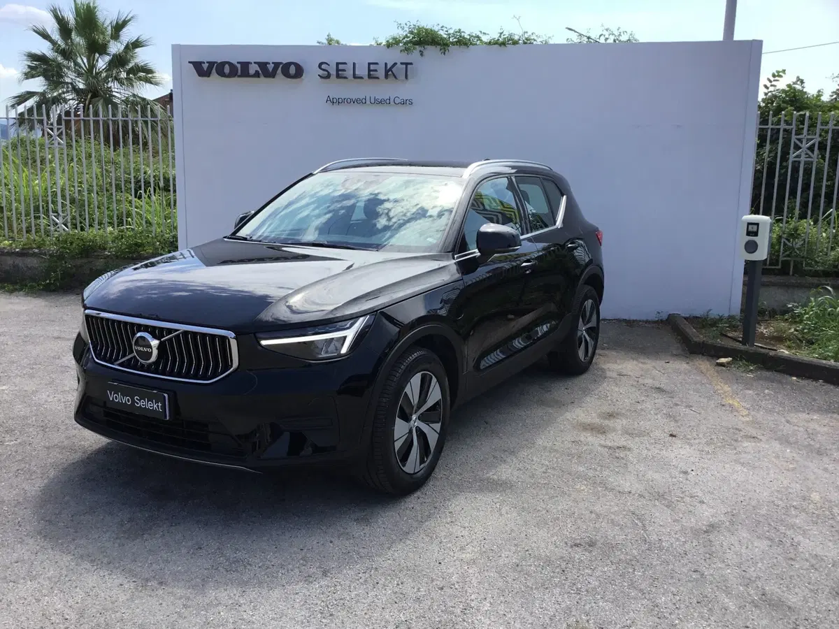 Volvo XC40 usata a Napoli (3)