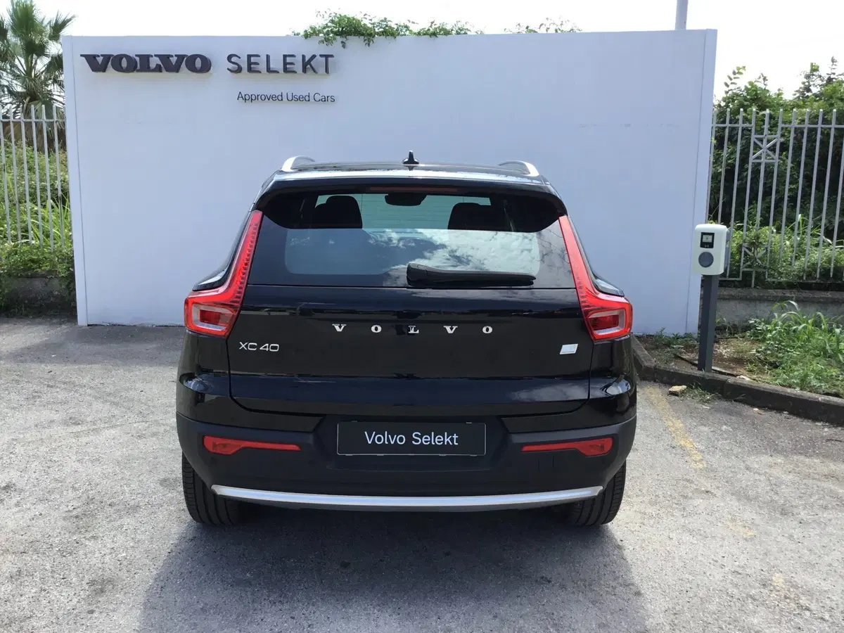 Volvo XC40 usata a Napoli (6)