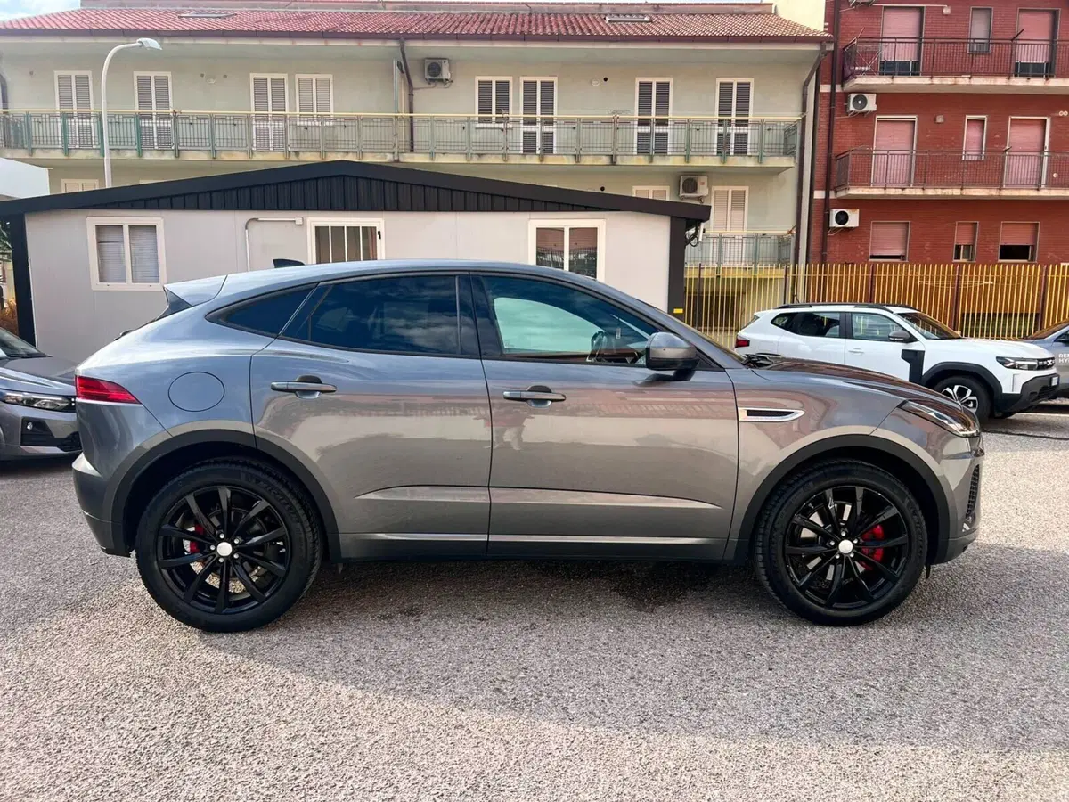 Jaguar E-Pace usata a Messina (4)