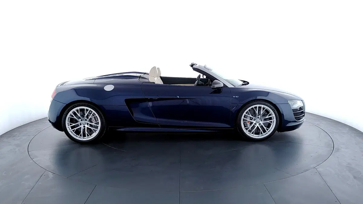 Audi R8 Cabrio usata a Perugia (4)