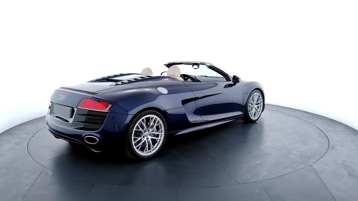 Audi R8 Cabrio usata a Perugia (5)