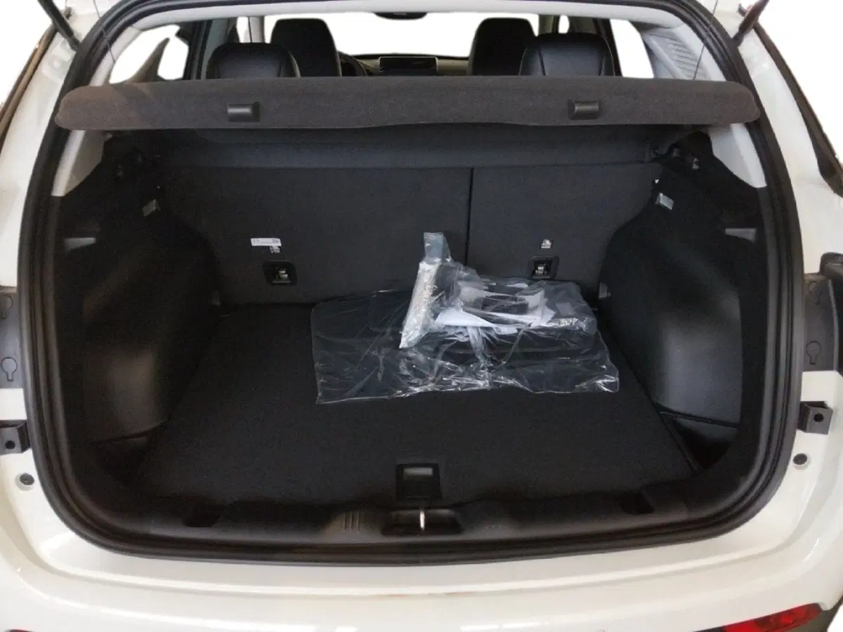 Jeep Compass nuova a Lecce (14)