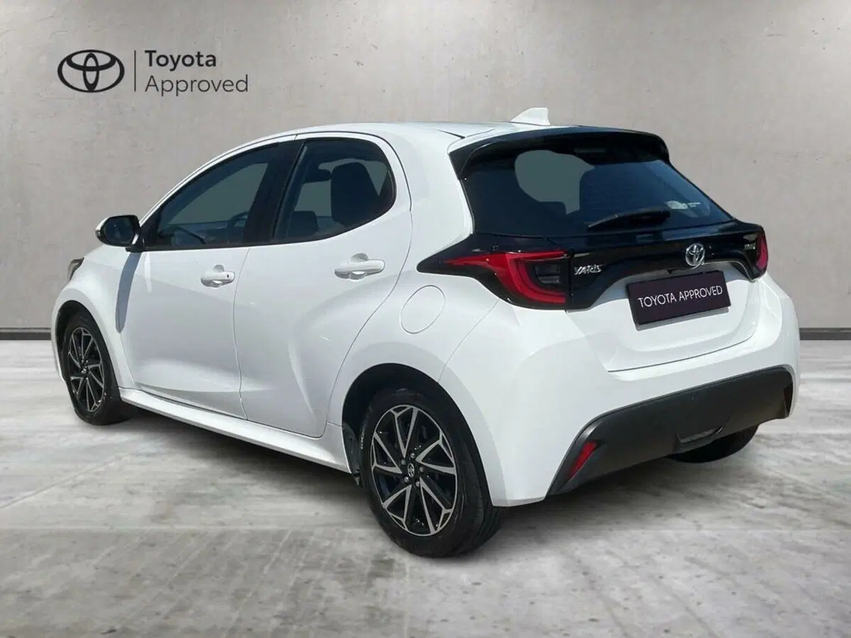 Toyota Yaris usata a Lecco (5)