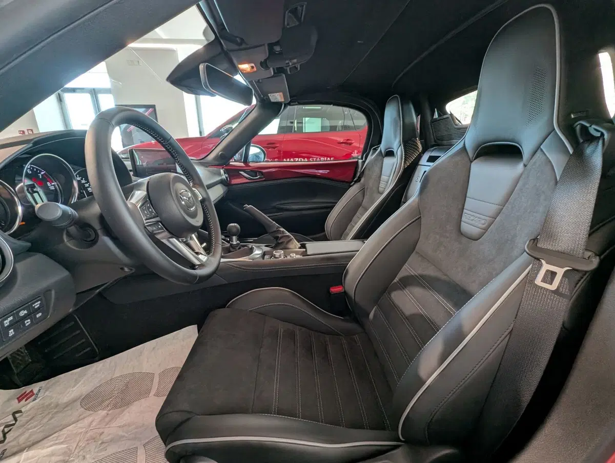 Mazda MX-5 nuova a Napoli (11)