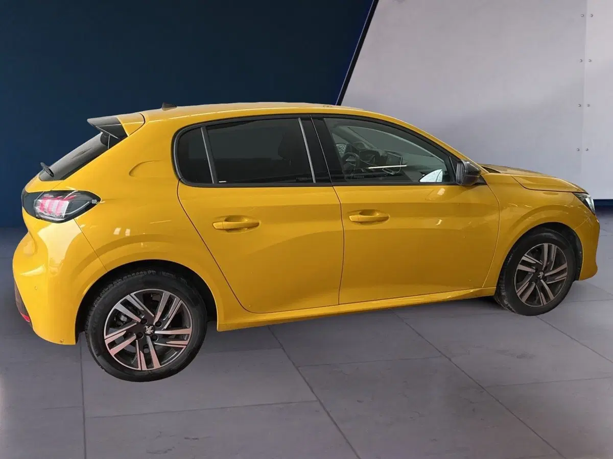 Peugeot 208 usata a Torino (4)