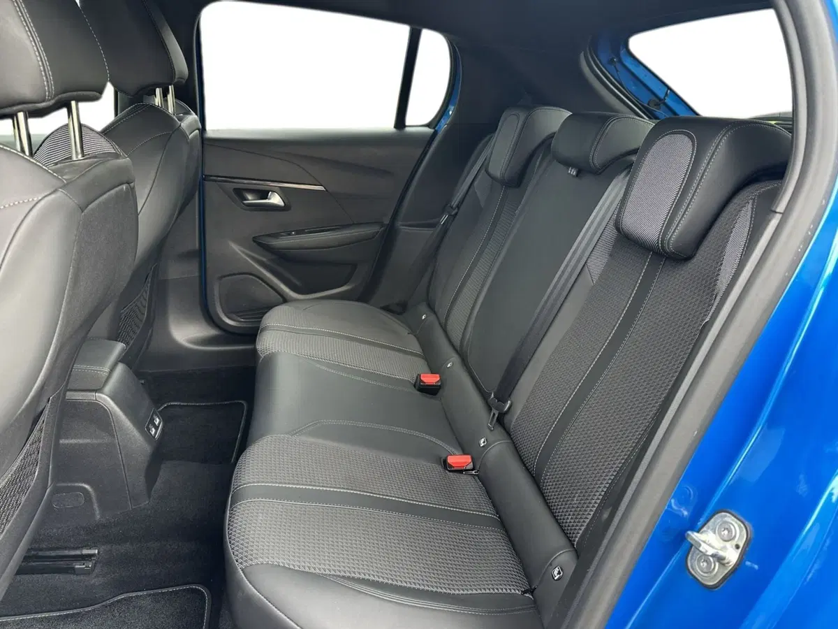 Peugeot 208 usata a Pistoia (9)