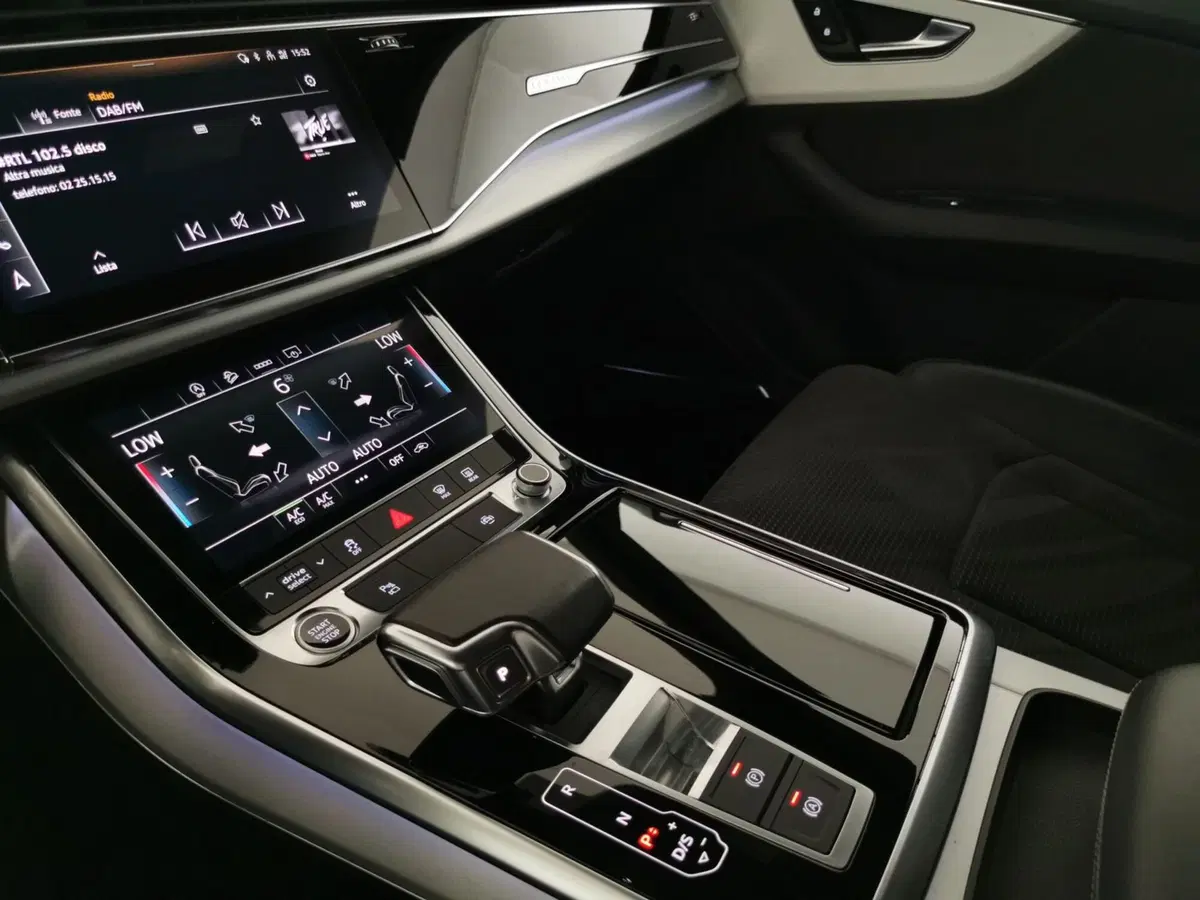Audi Q8 usata a Chieti (16)