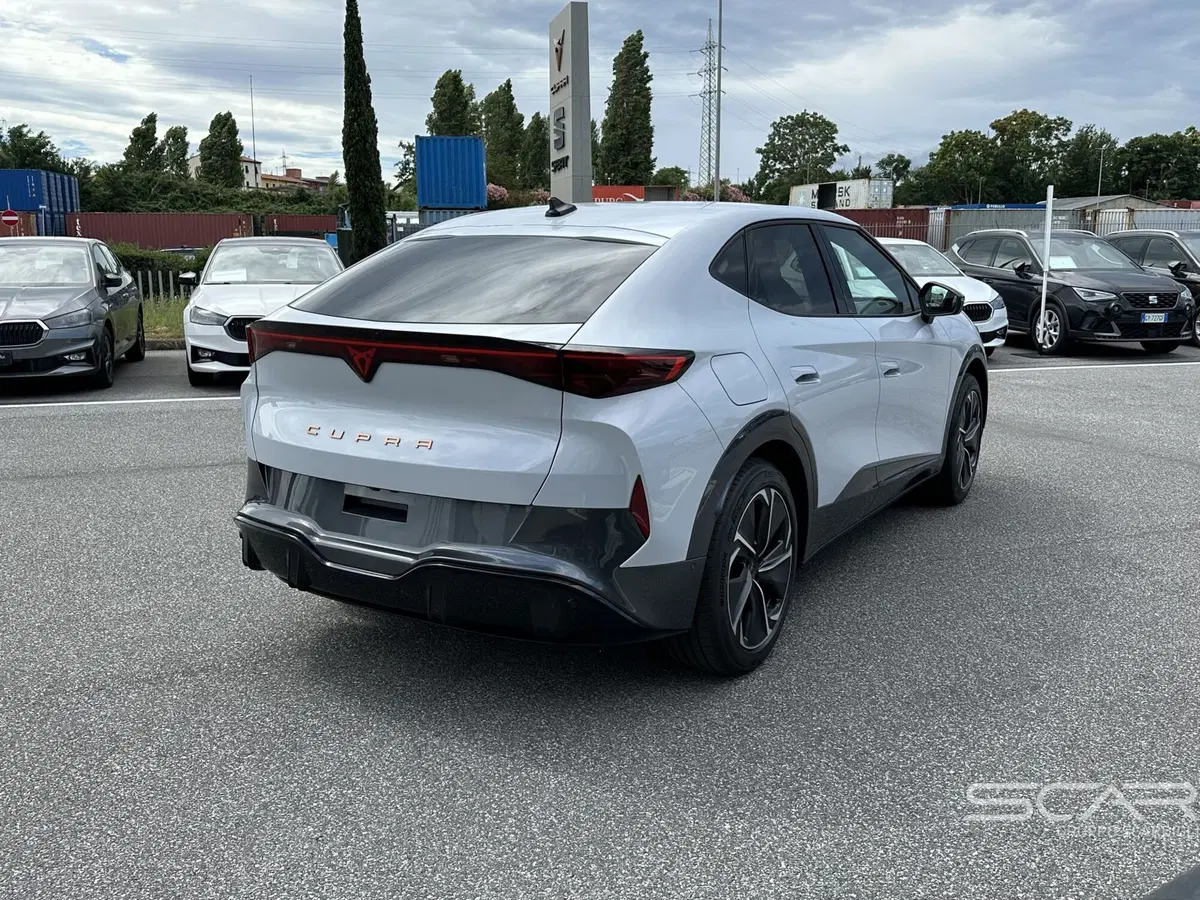 Cupra Tavascan nuova a Livorno (5)