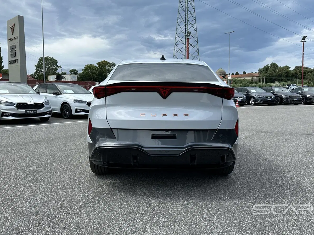 Cupra Tavascan nuova a Livorno (6)