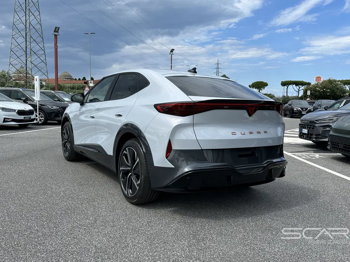 Cupra Tavascan nuova a Livorno (7)