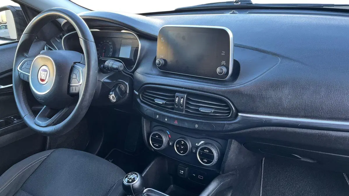 Fiat Tipo Station Wagon usata a Parma (13)