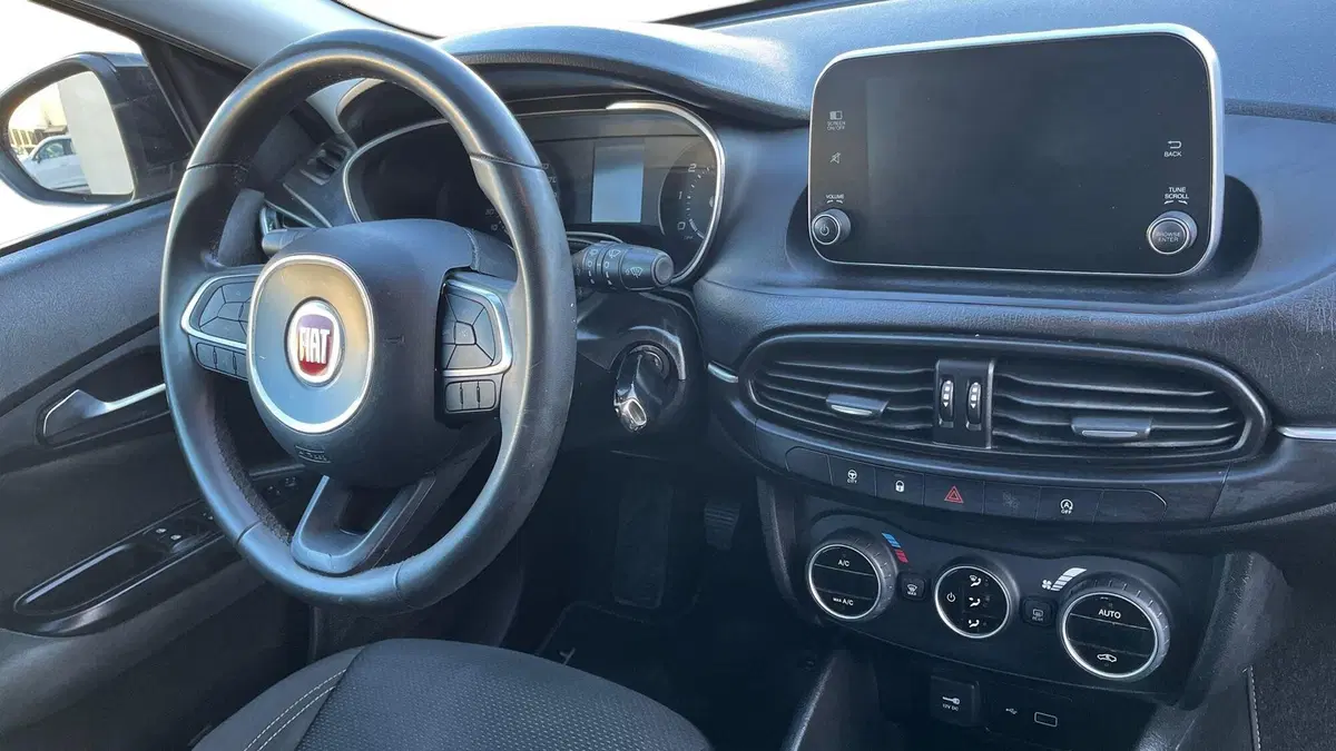 Fiat Tipo Station Wagon usata a Parma (14)