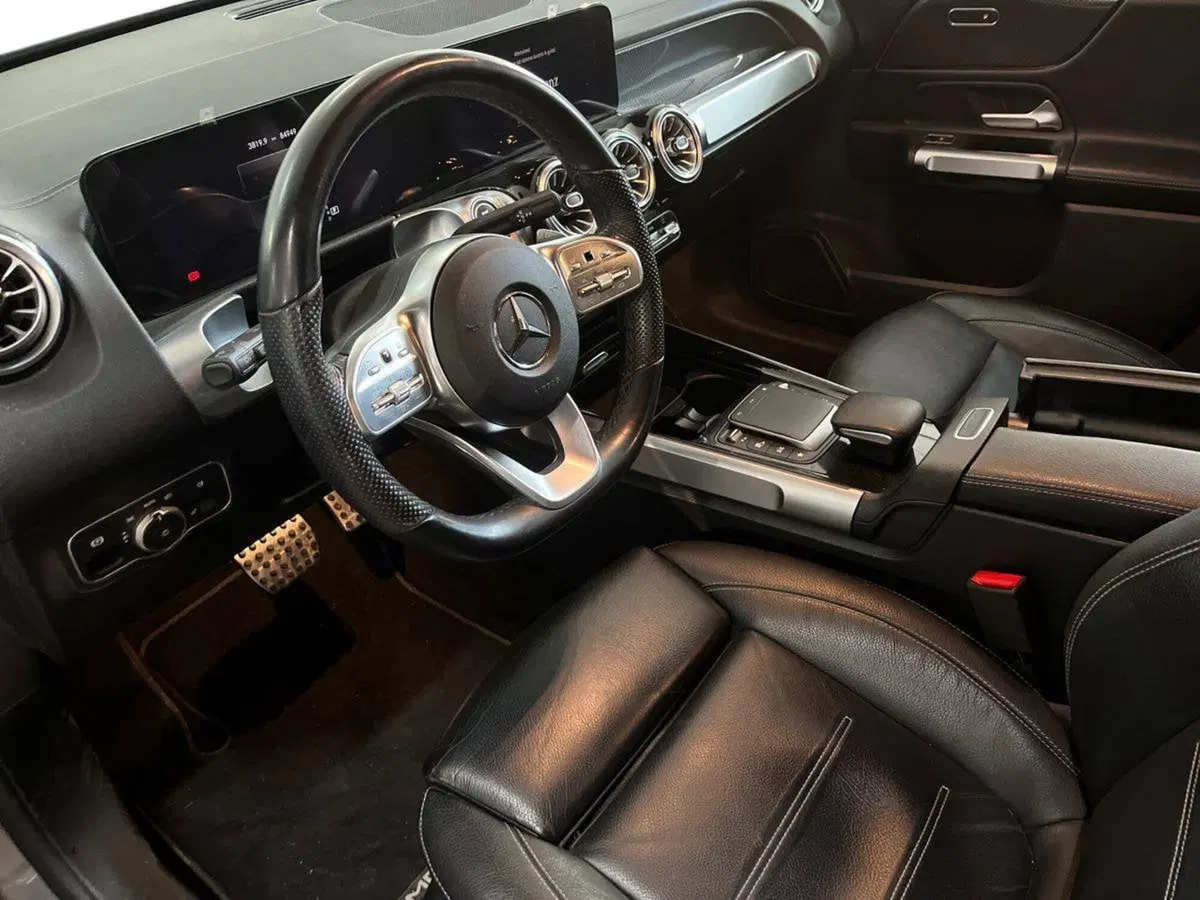 Mercedes-Benz GLB usata a Bari (10)
