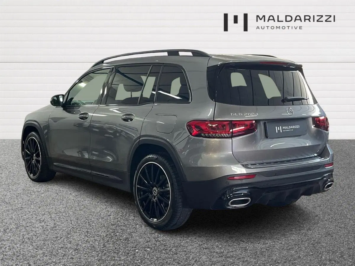 Mercedes-Benz GLB usata a Bari (4)