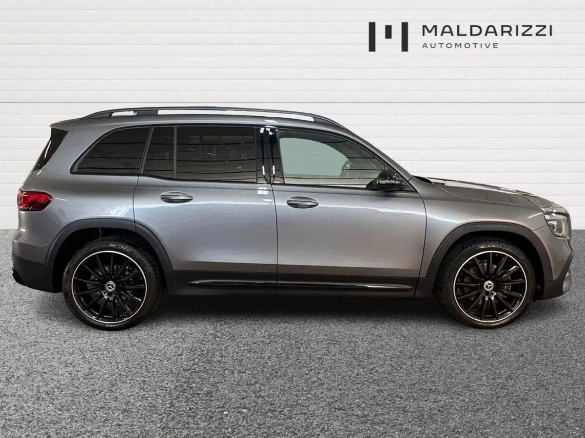 Mercedes-Benz GLB usata a Bari (5)