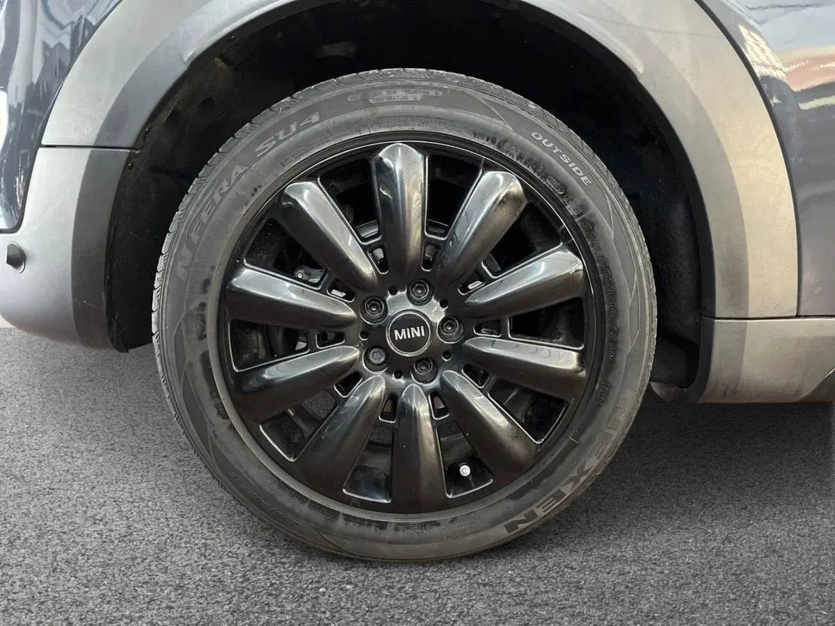 MINI Mini Countryman usata a Bari (6)