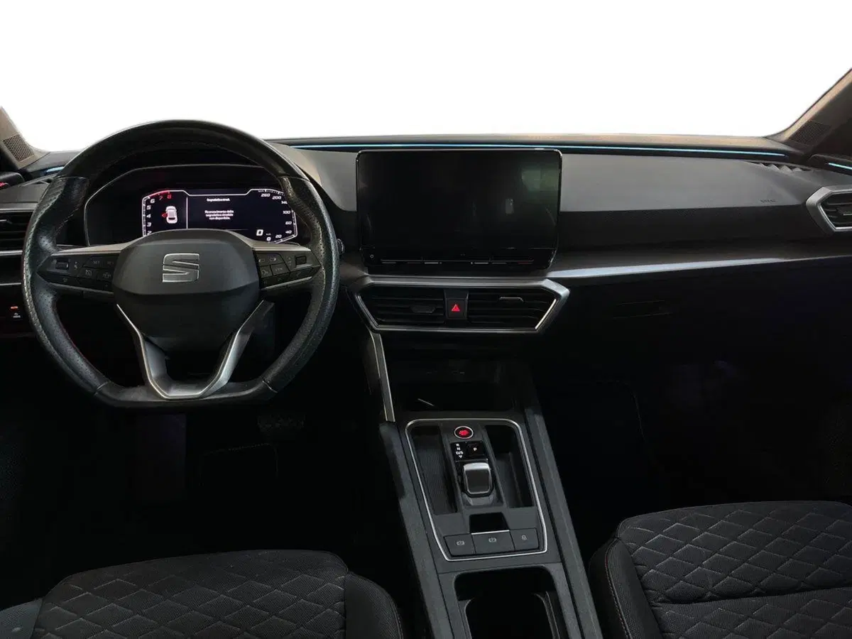 SEAT Leon usata a Bari (8)