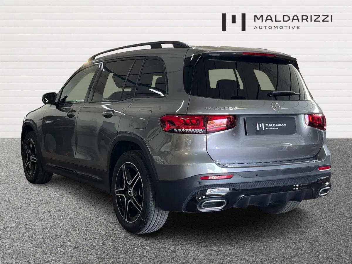 Mercedes-Benz GLB usata a Bari (4)