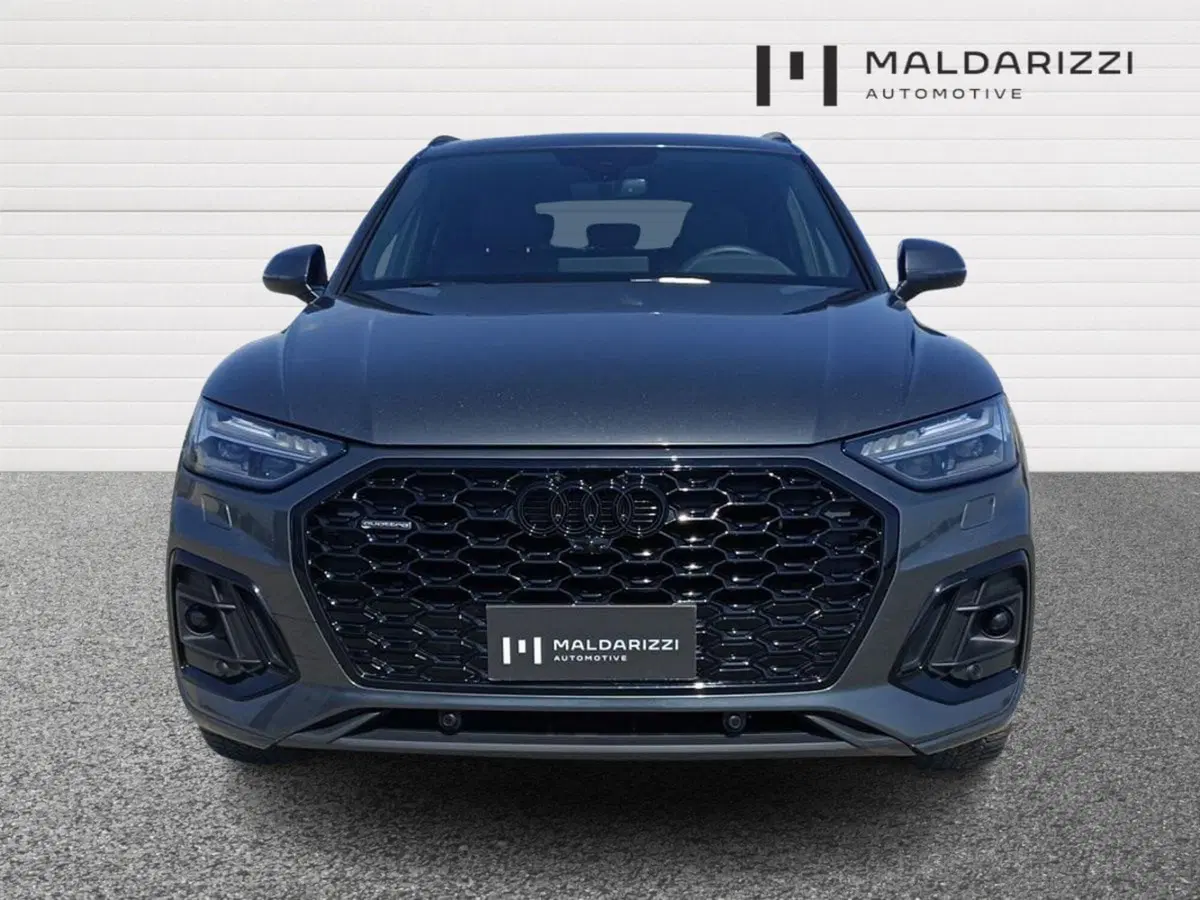 Audi Q5 Sportback usata a Bari (2)
