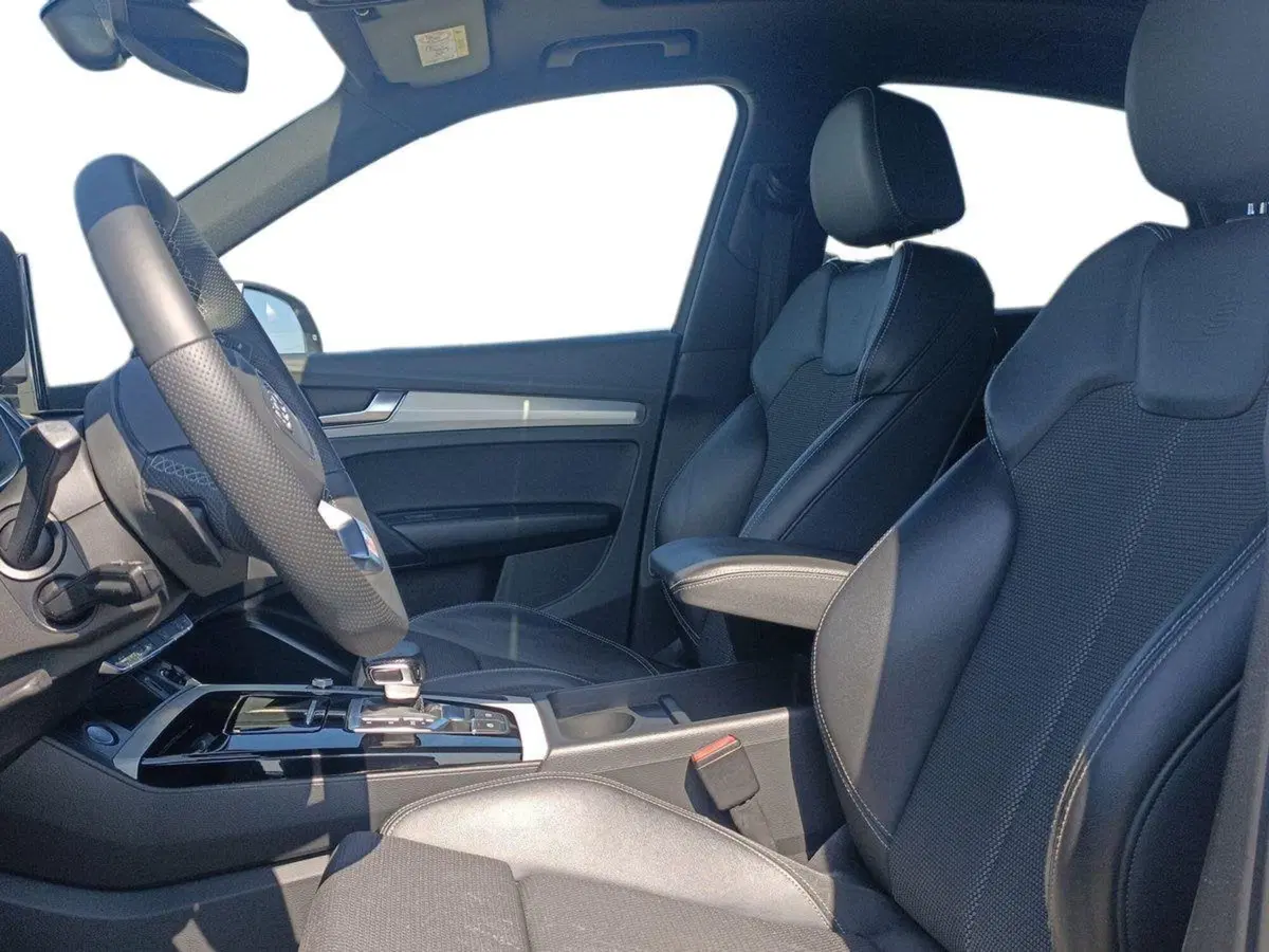 Audi Q5 Sportback usata a Bari (7)