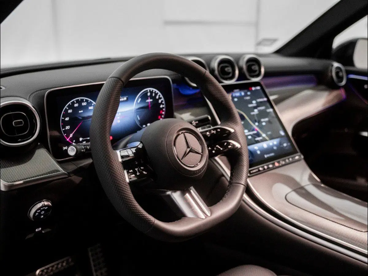 Mercedes-Benz GLC nuova a Ancona (13)