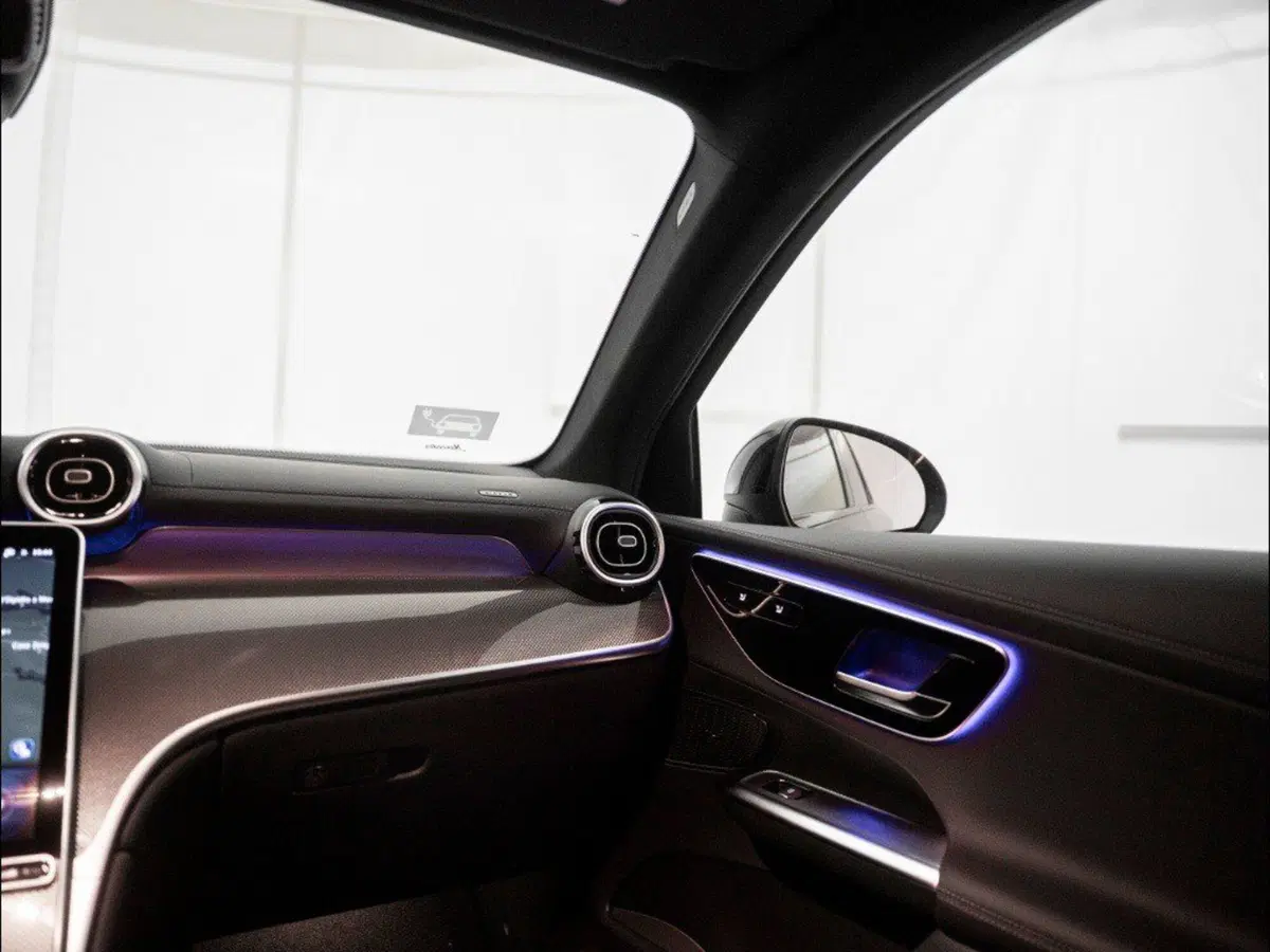 Mercedes-Benz GLC nuova a Ancona (17)
