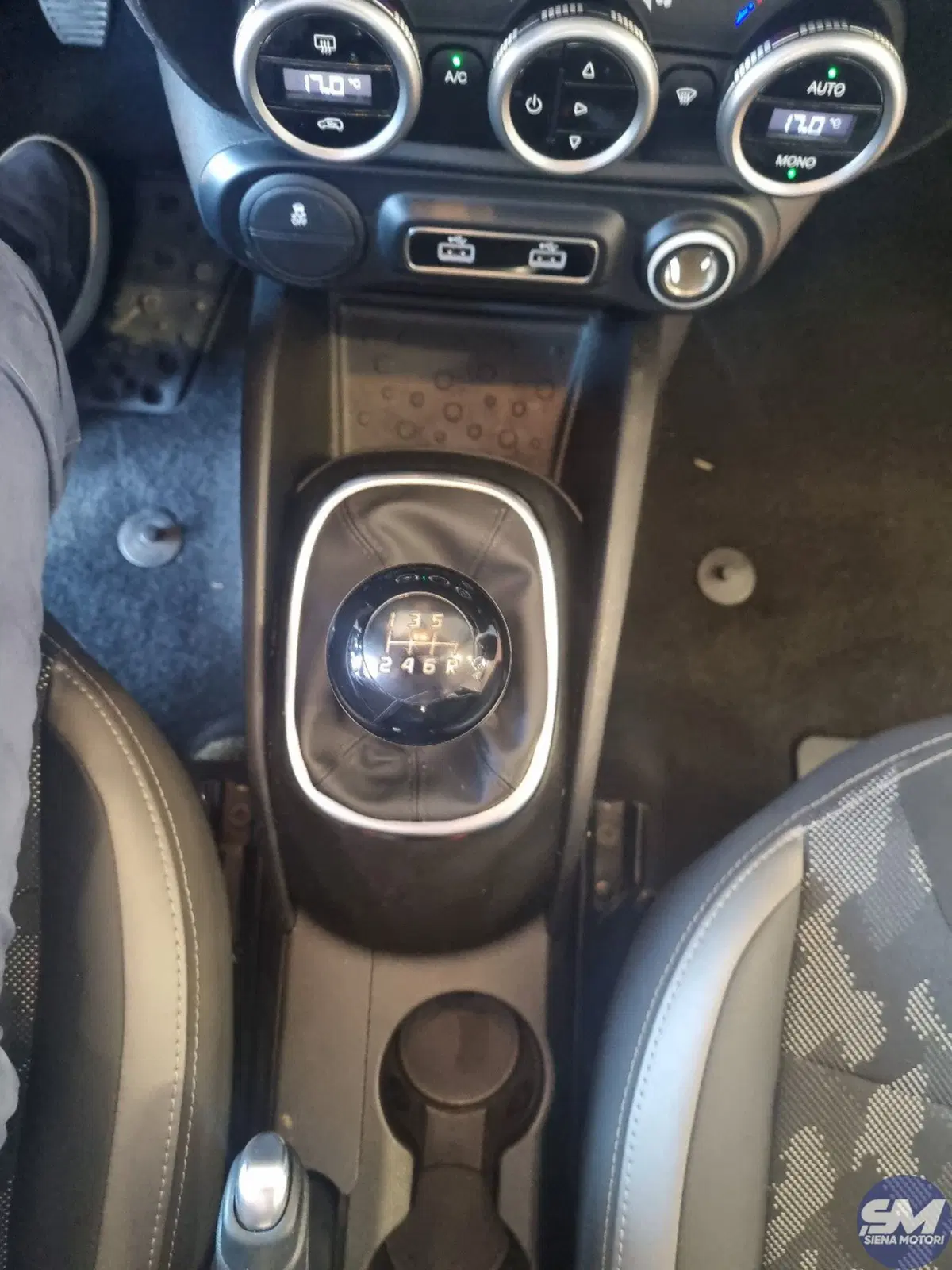 Fiat 500L usata a Siena (13)