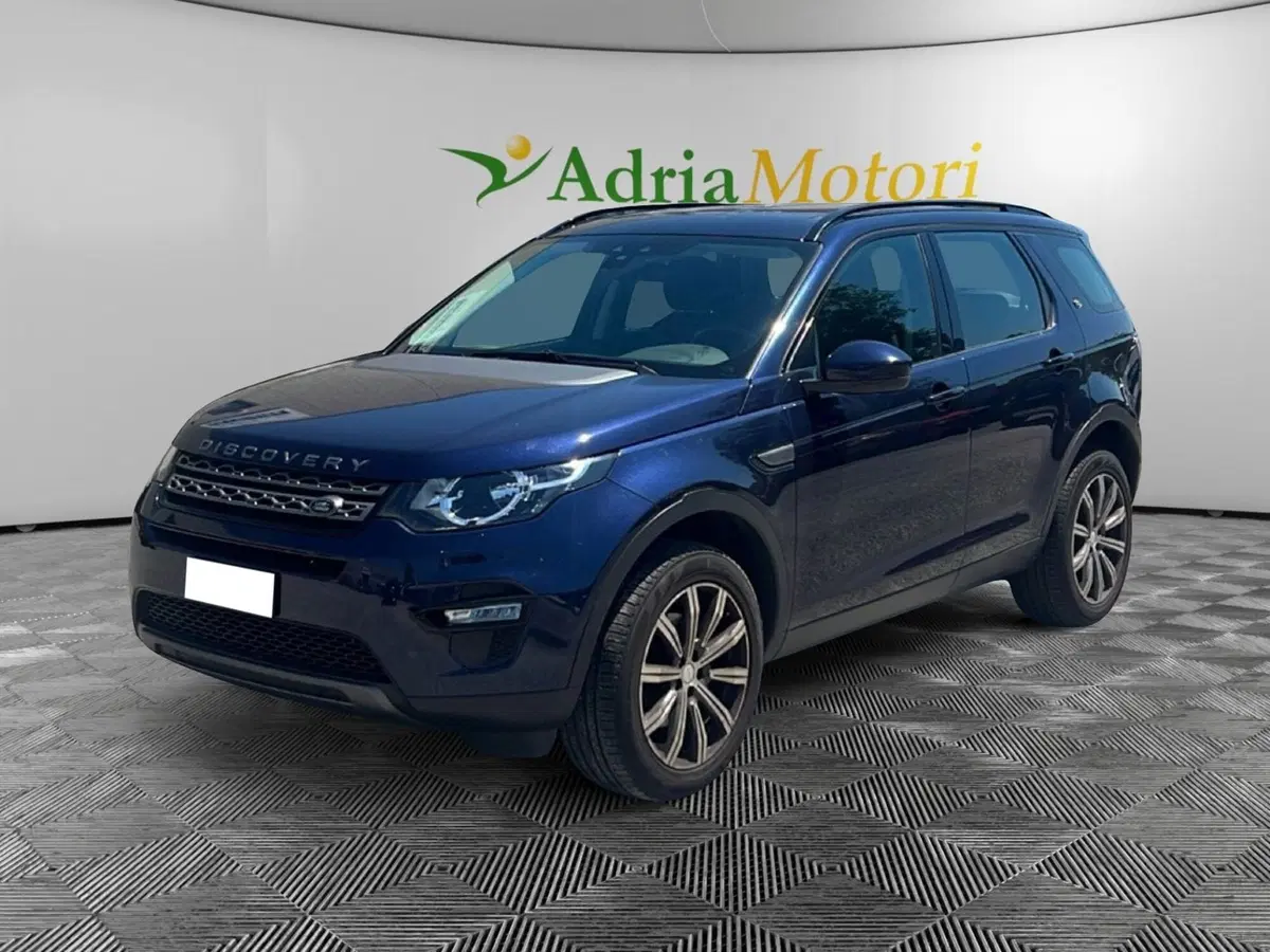 Land Rover Discovery Sport usata a Pordenone
