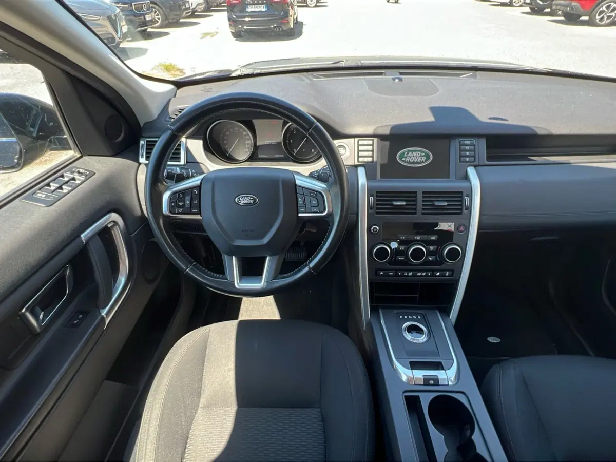 Land Rover Discovery Sport usata a Pordenone (12)