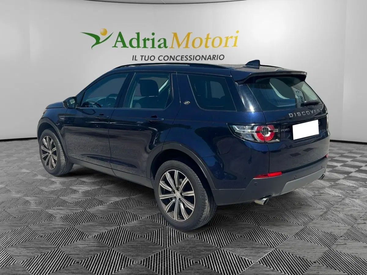 Land Rover Discovery Sport usata a Pordenone (3)