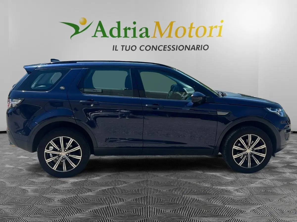Land Rover Discovery Sport usata a Pordenone (6)